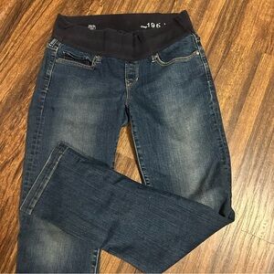 GAP Women's Long & Lean Slim Fit Blue Maternity Jeans. Size 8R